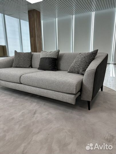 Диван Aston Villa премиального бренда 