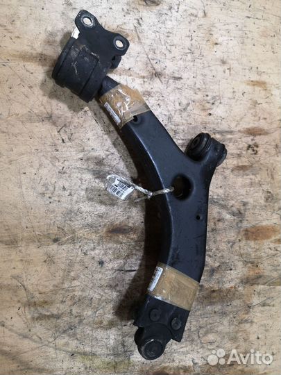 Рычаг передний правый Volvo V50 AW55