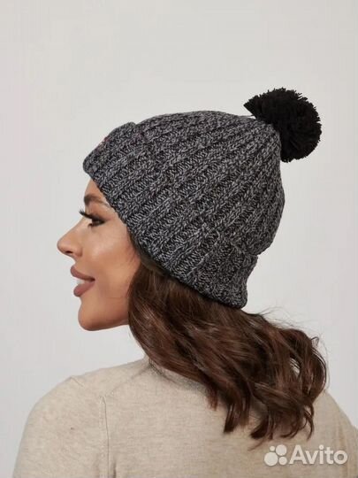 Шапка Napapijri женская серая