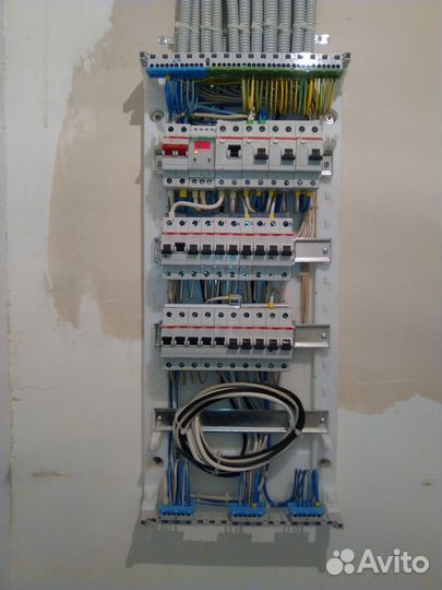 Электрик. Услуги электрика