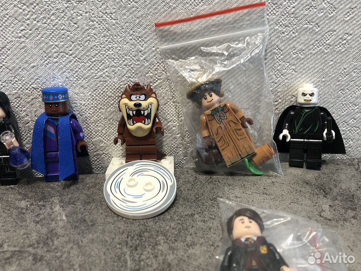 Lego minifigures