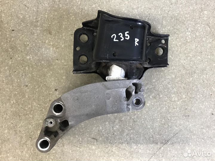 Опора двигателя правая Nissan Qashqai (J10) 2006-2