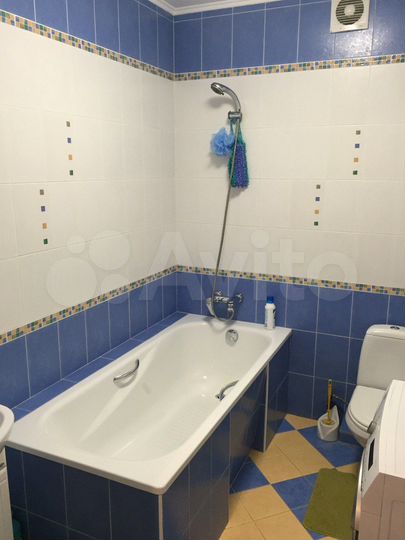 Коттедж 286 м² на участке 10 сот.