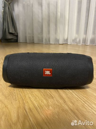 Колонка jbl charge 3