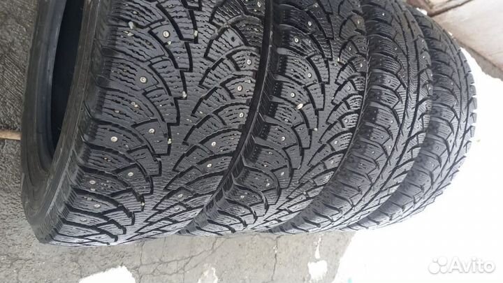 Bridgestone Ice Cruiser 7000 205/65 R15 94T