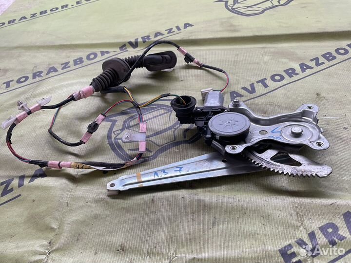 Стеклоподъемник задний левый toyota k-150