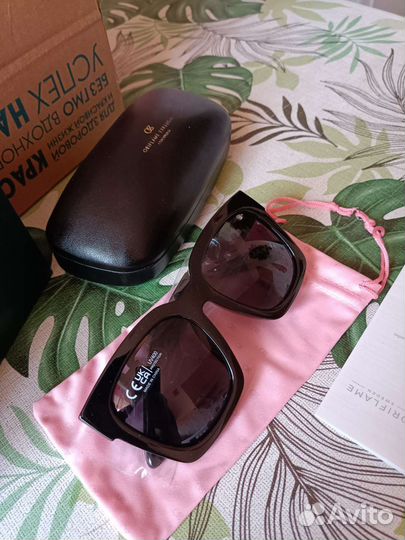 Солнцезащитные очки новые UV400