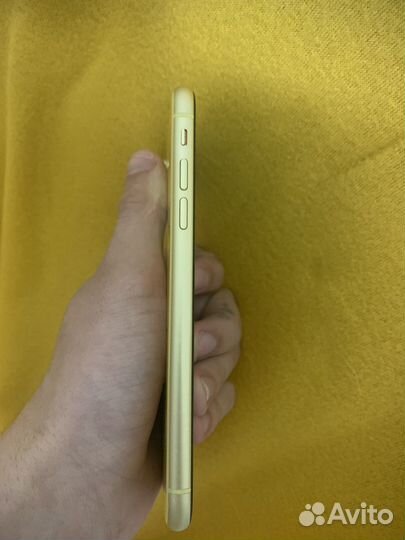 iPhone Xr, 64 ГБ