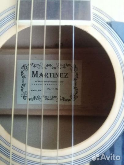 Акустическая гитара martinez