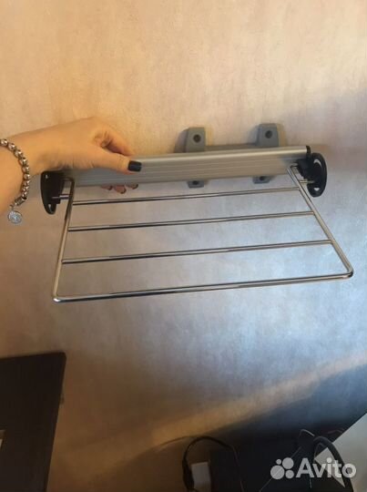 Вешалка для брюк в шкаф