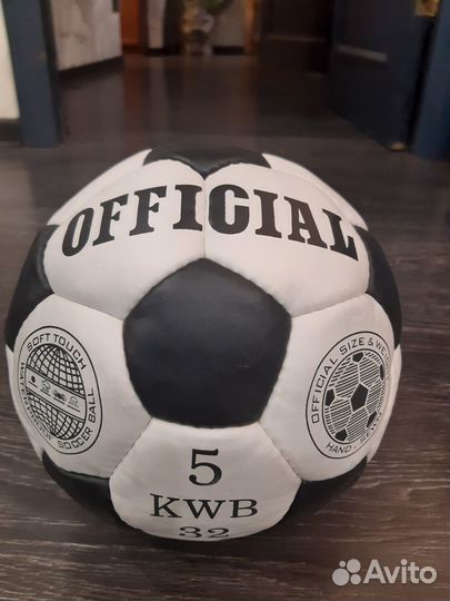 Футбольный мяч новый