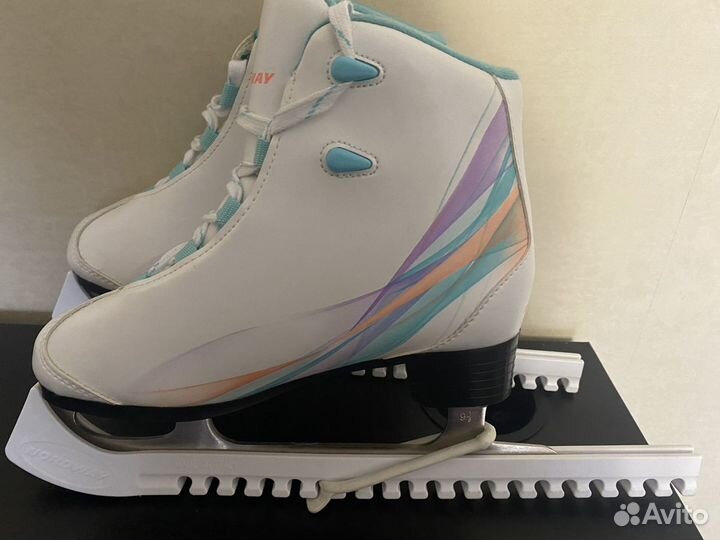 Женские фигурные коньки