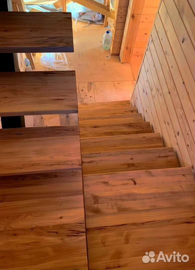 Г-образная лестница