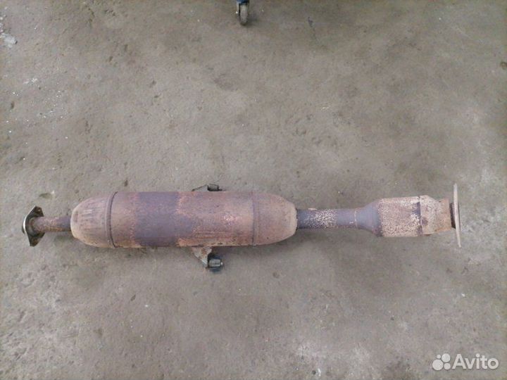 Приемная труба глушителя Toyota Corolla ZRE151L