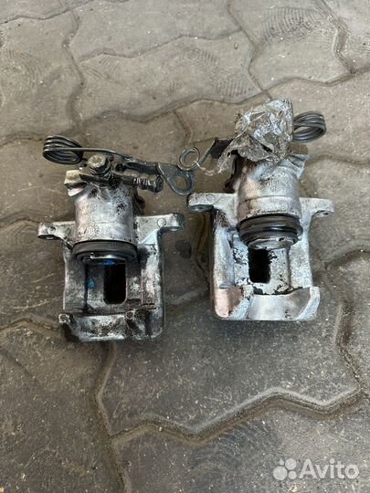 Суппорт задний Passat b5; Audi A4 b5; Audi A6 C5