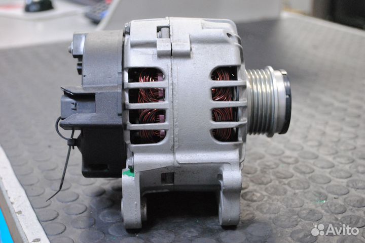 Генератор Audi A4, A6, VW Passat 1.9 TDi 140А
