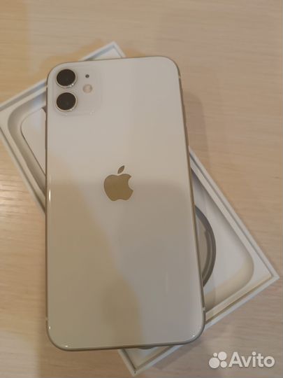 iPhone 11, 128 ГБ