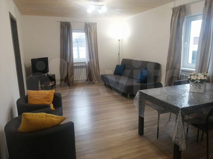 Коттедж 160 м² на участке 9 сот.