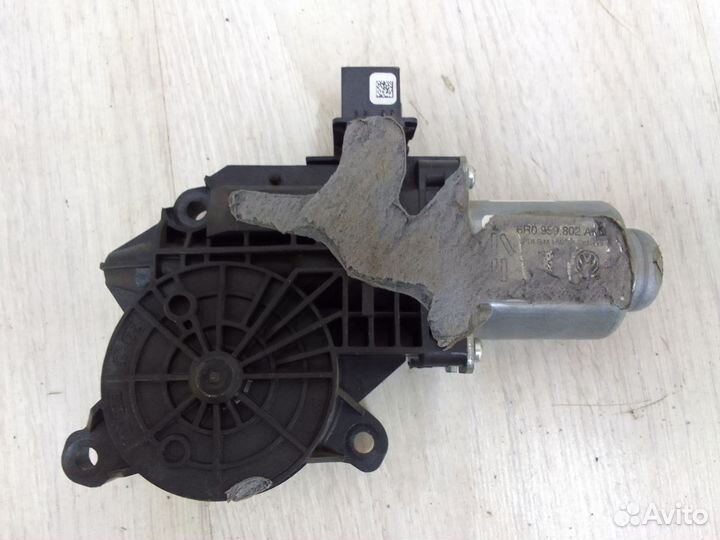 Мотор стеклоподъемника Моторчик Volkswagen polo 5