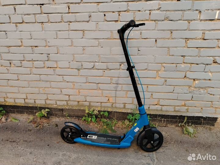 Самокат reaction 230