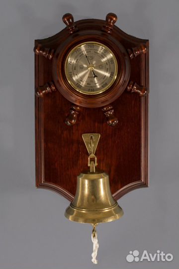 Барометр настенный с рындой