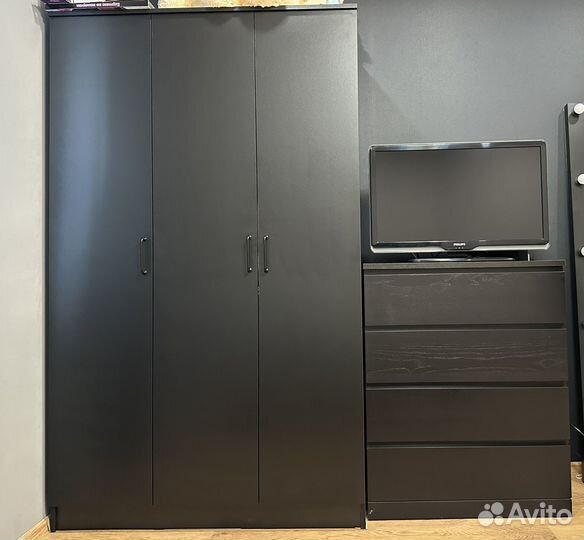 Шкаф распашной бу