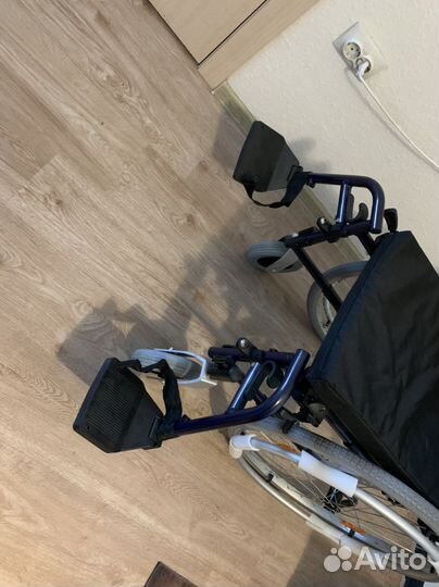 Инвалидное кресло коляска новая