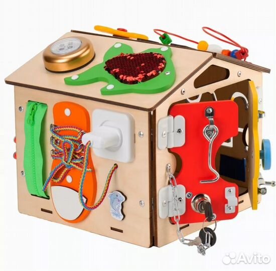 Бизиборд домик