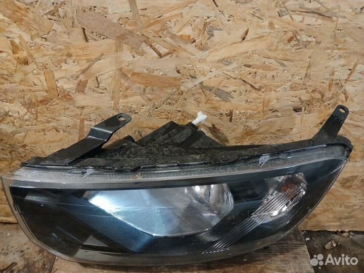 Фара передняя левая LADA Granta FL
