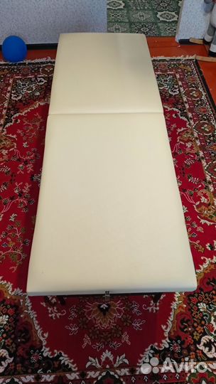 Кушетка косметологическая