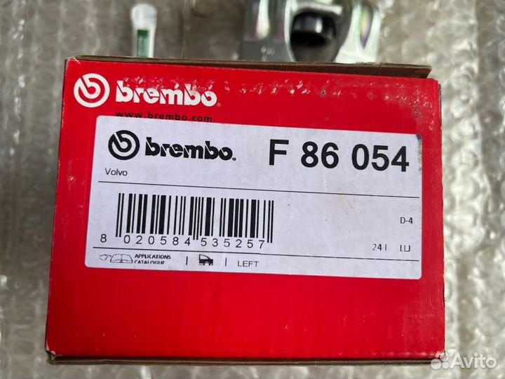 Суппорт тормозной передний левый Volvo 460 1989