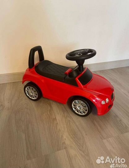 Машинка толокар