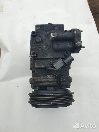 Kia Carnival 2002-2006г компрессор кондиционера