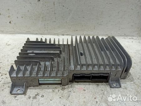 Усилитель магнитолы 280611LA0A