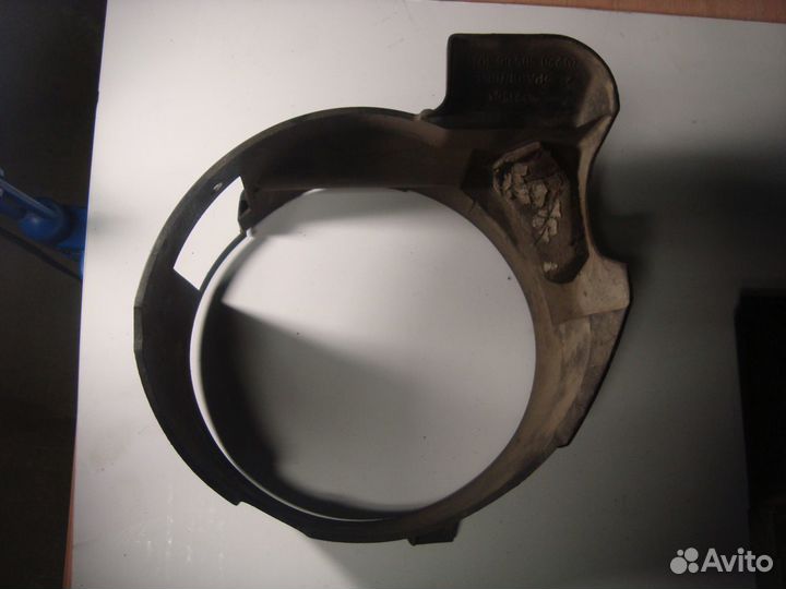 Диффузор вентилятора охлаждения масла коробки передач W220 M137 A2205050630