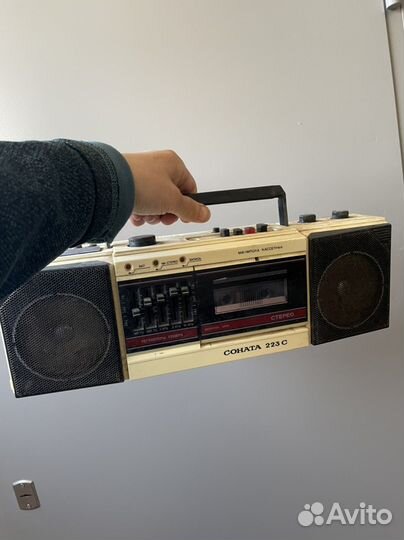 Магнитафон СССР могу дать для декорации в аренду