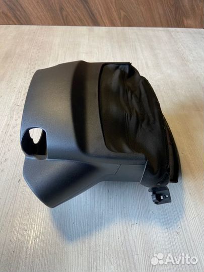 Кожух рулевой колонки Opel Meriva B A14XER 2012