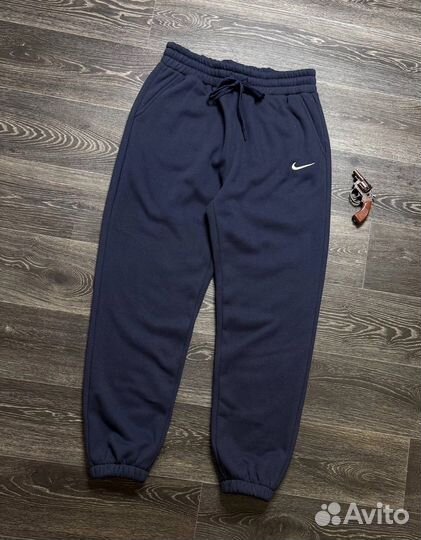 Спортивные штаны nike