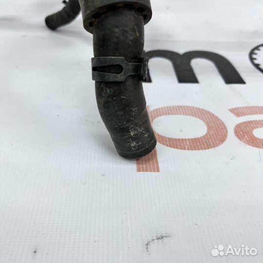 Патрубок системы охлаждения Volkswagen Tiguan 2