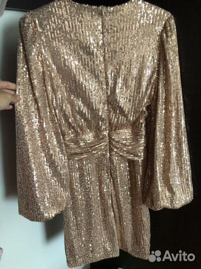 Платье золотое с пайетками праздничное блестящее
