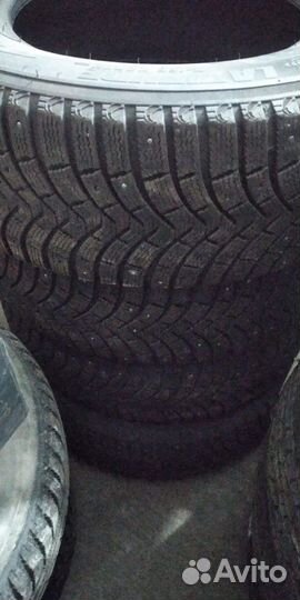 Michelin X-Ice 275/65 R16