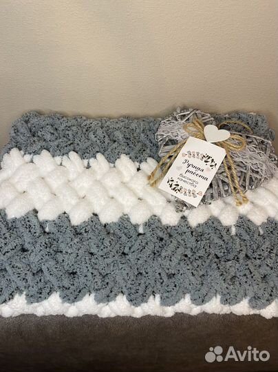 Плед детский вязаный