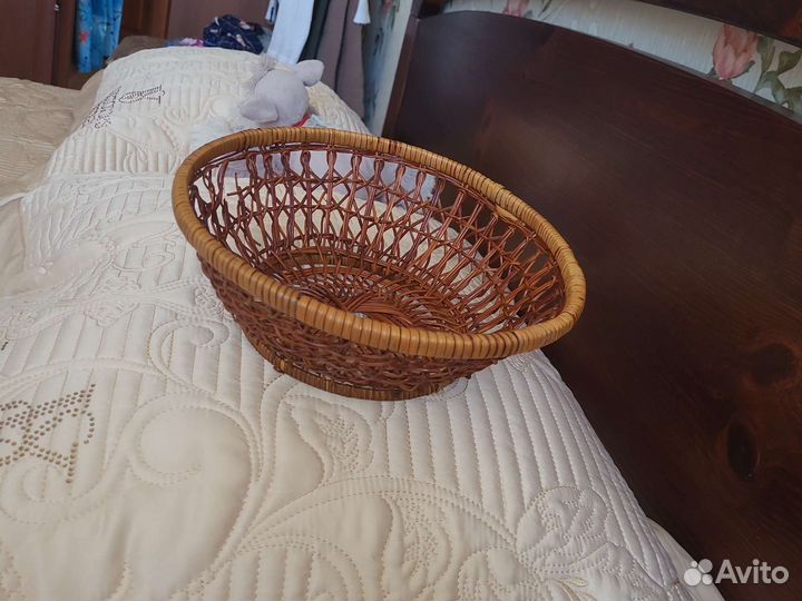 Корзина плетеная