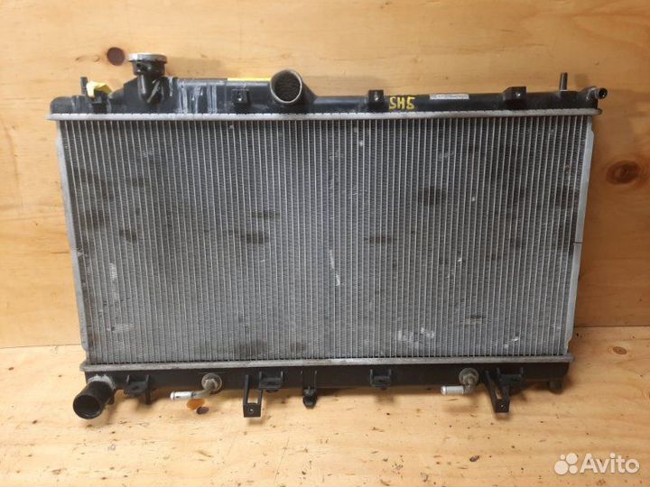 Радиатор двигателя subaru forester