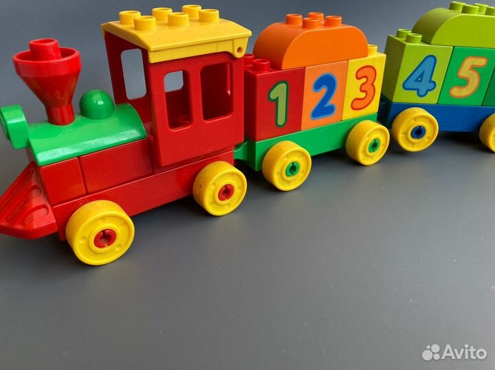 Lego duplo поезд