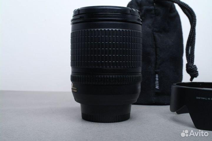 Объектив Nikon 18-135 f/3.5-5.6 (универсал)