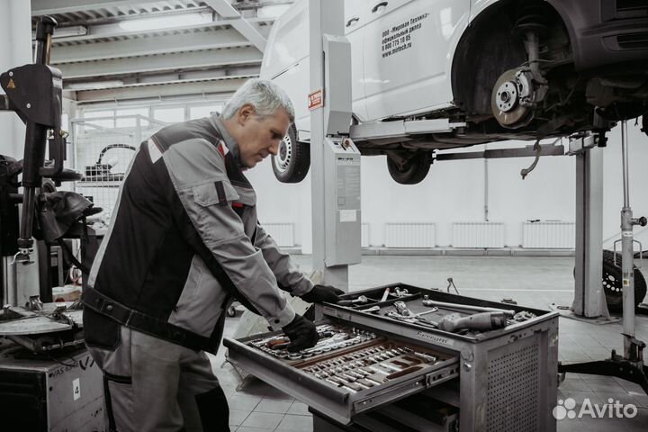 Замена масла в коробке дсг (DSG)