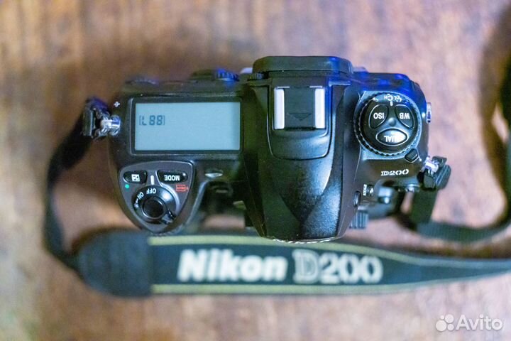 Фотоаппарат Nikon d200