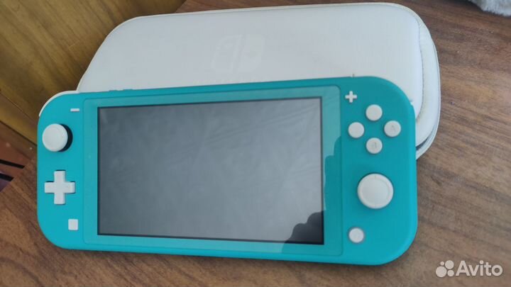 Nintendo Switch lite. Игры отдельно