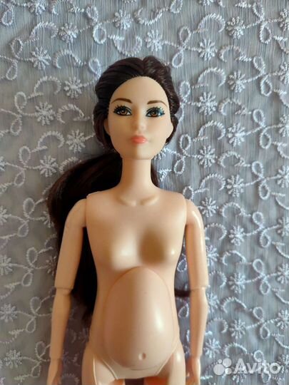 Кукла новая псевдо Карла на шарнирном теле